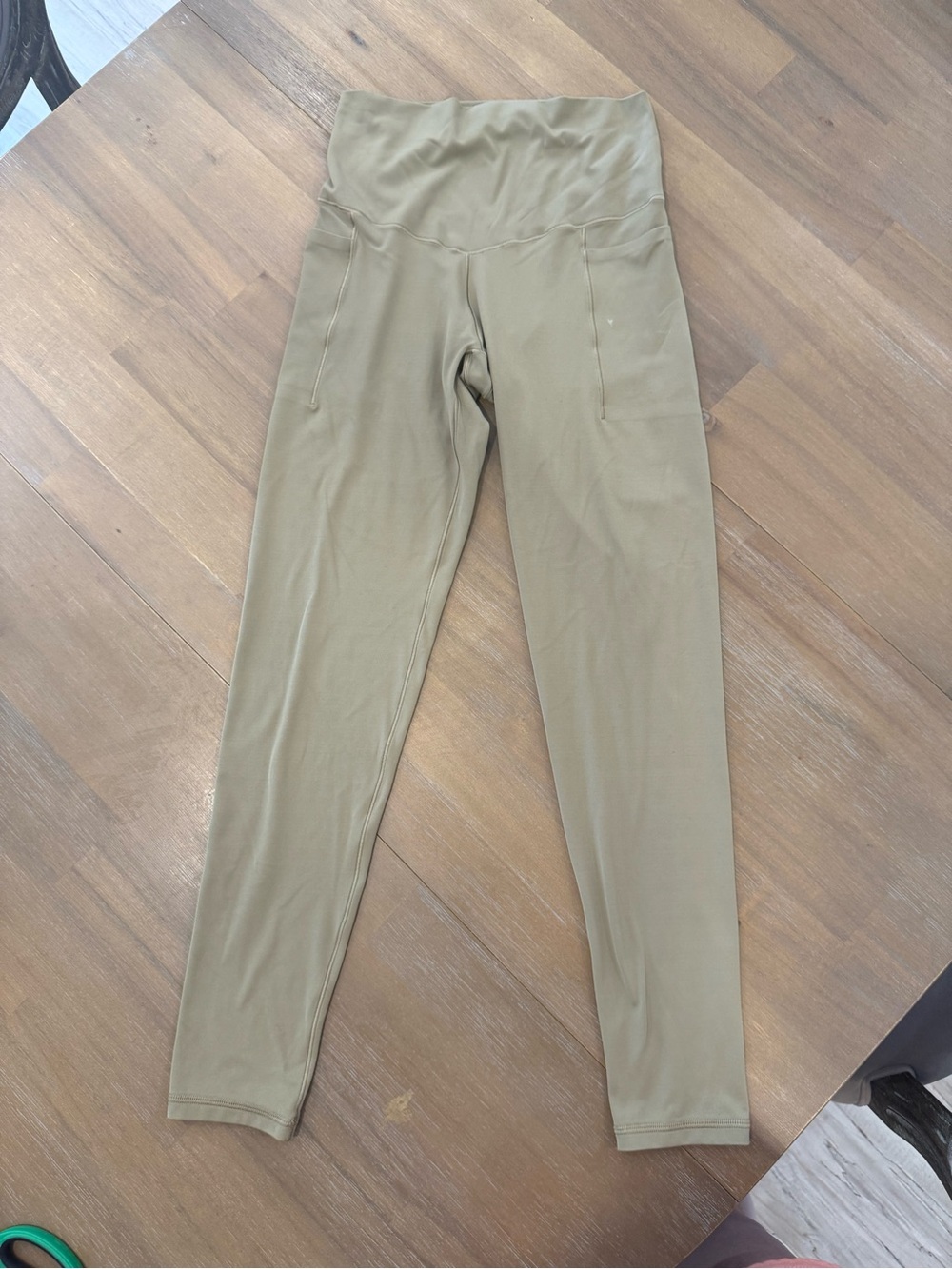AE Offline Leggings Real Me Xtra basic with pockets